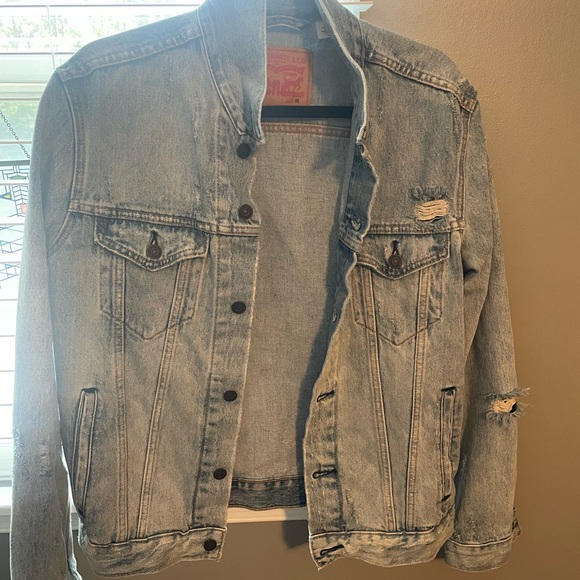 Men's Levi’s Light Blue Denim Jacket - Picture 1 of 3